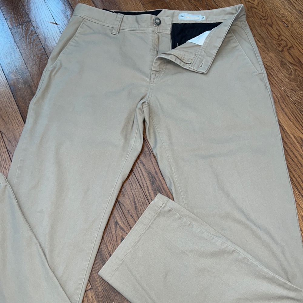 Volcom khaki frickin’ straight pants